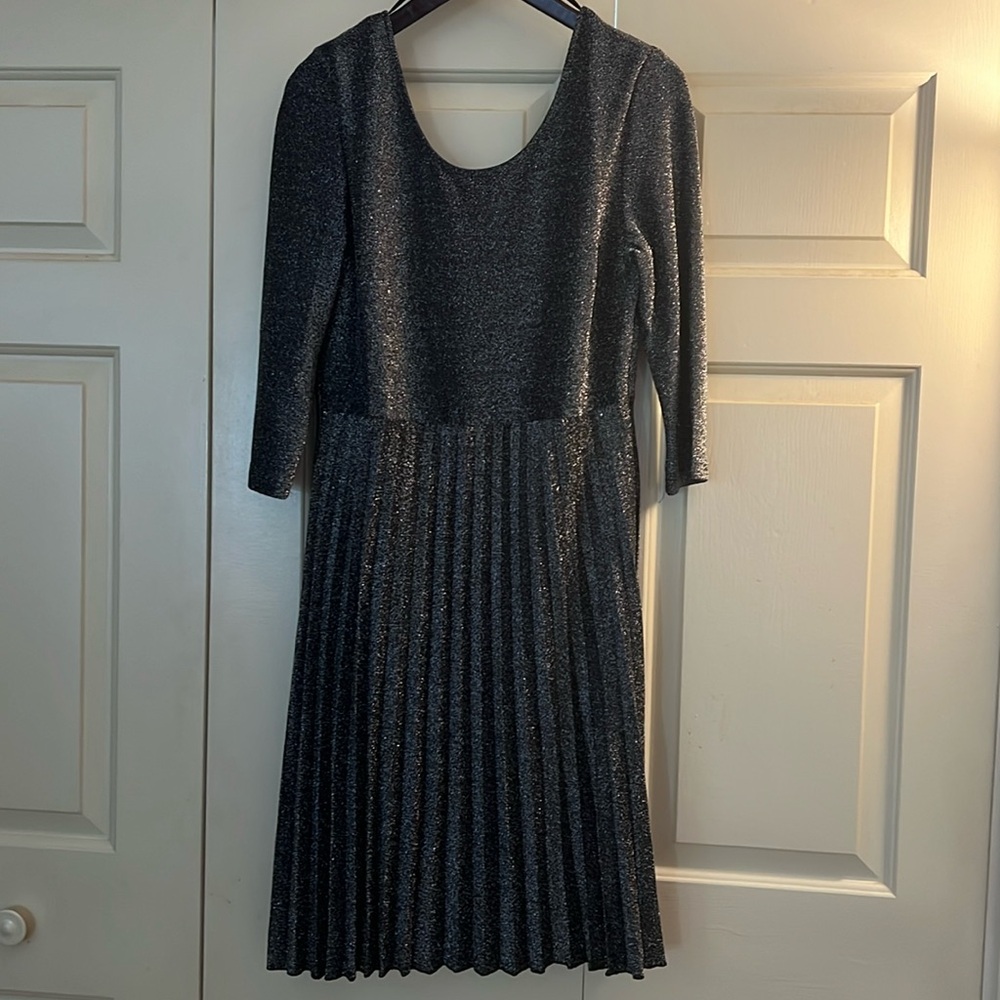 Papillon cocktail dress w/ pleated bottom,fitted top & sparkles 3/4 sleeves